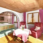 St Hubertus Hotel Egg