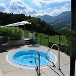 Hotel St Hubertus 3*