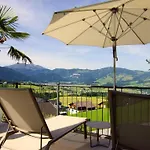 St Hubertus 3* Egg