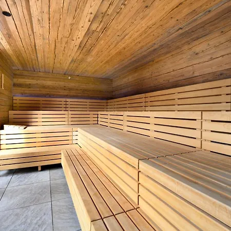 Hotel St Hubertus 3*