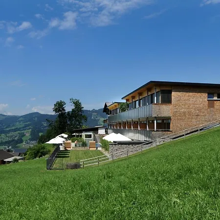 St Hubertus 3*
