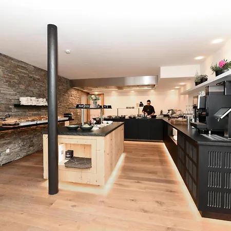 St Hubertus 3*