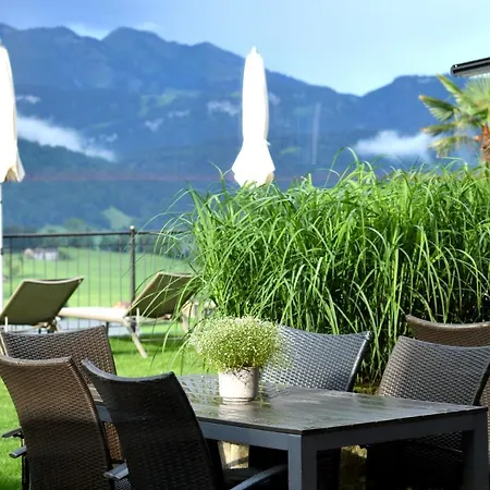 St Hubertus Hotel