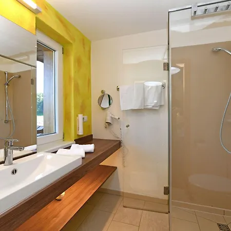 Отель St Hubertus 3*