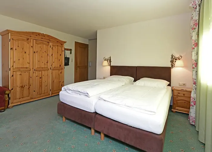 Hotel St Hubertus 3*